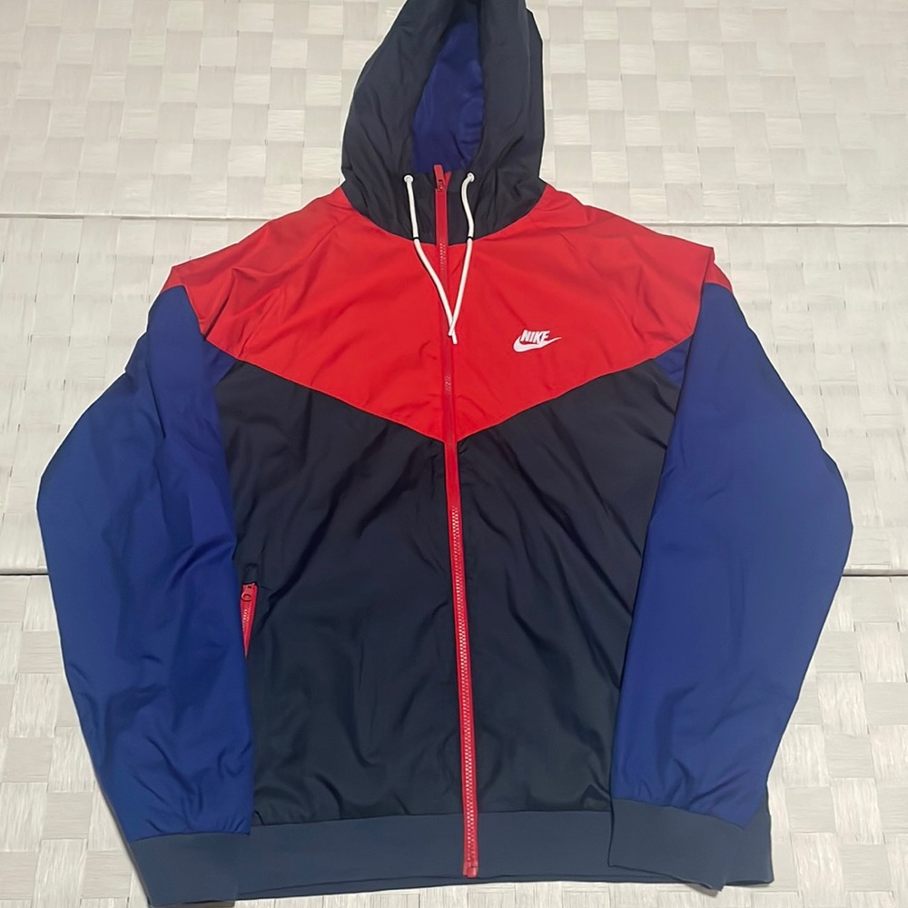 Mens Nike zip up windbreaker jacket XL
